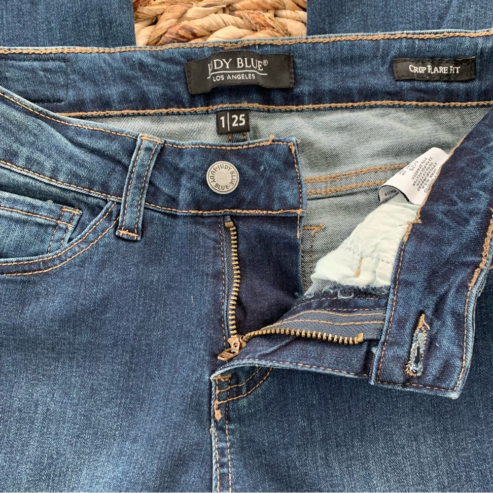 Judy Blue Crop Flare Flounce Hem Jean - Picture 9 of 13